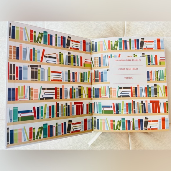 Totally Booked: A Reading Journal & TUL Pen Set - Picture 4 of 7